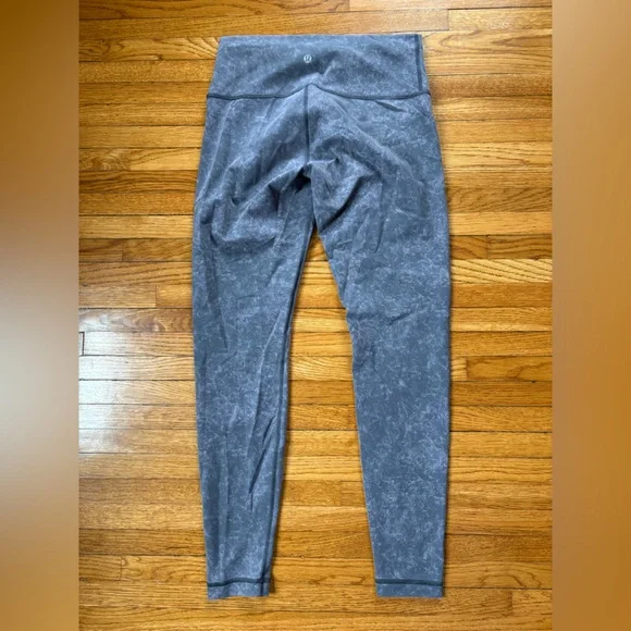 Lululemon Leggings Size 10 - Picture 6 of 7